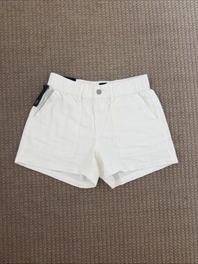 GAP Women's White Casual Pocket Shorts NWT!